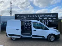 Used Ford Transit Connect 100 HP (73 kW) 2020 White MPV