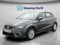 Usado Seat Ibiza SE 80 CV (58 kW) 2023 Gris Utilitario