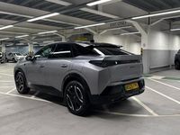Usado Peugeot e-3008 GT 152 kW (207 CV) 2025 Gris SUV