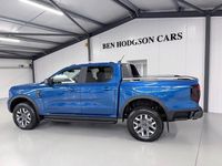 New Ford Ranger Wildtrack 281 HP (206 kW) 2026 Blue Pickup