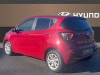 Used Hyundai i10 SE 67 HP (49 kW) 2019 Red Hatchback