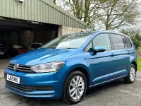 Begagnad VW Touran SE 115 HK (84 kW) 2018 Blå Minibuss