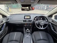 Used Mazda 3 120 HP (88 kW) 2017 Red Hatchback