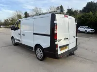 Used Renault Trafic Business 2016 White MPV