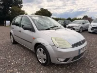 Used Ford Fiesta Zetec 75 HP (55 kW) 2005 Silver Hatchback
