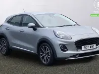 Usado Ford Puma Titanium 125 HP (91 kW) 2022 Prateado SUV