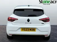 Used Renault Clio Engineered 145 HP (106 kW) 2023 White Hatchback