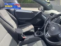 Usado VW Golf Cabriolet SE 105 HP (77 kW) 2012 Branco Cabrios