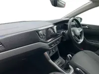 Begagnad VW Polo Life 80 HK (58 kW) 2023 Grå Halvkombi