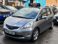 Begagnad Honda Jazz ES 100 HK (73 kW) 2011 Silver Halvkombi