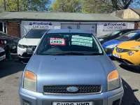 Used Ford Fusion Zetec 101 HP (74 kW) 2006 Blue Hatchback