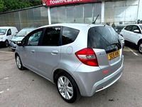 used Honda Jazz z I-VTEC ES PLUS-ONLY 56869 MILES 1 FORMER OWNER SERVICE HISTORY CRUISE CONTROL PRIVACY GLASS RADIO Hatchback