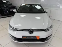 Używany VW Golf VII Style 150 KM (110 kW) 2021 Biały Hatchback