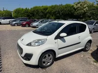 Used Peugeot 107 Allure 68 HP (50 kW) 2012 White Hatchback