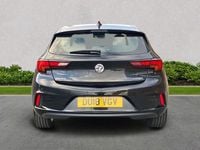 Second-hand Vauxhall Astra SRi 150 CP (110 kW) 2018 Negru Hatchback
