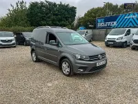 Usado VW Caddy Highline 150 HP (110 kW) 2017 Cinzento Monovolume