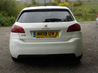 Begagnad Peugeot 308 Allure 2018 Vit Halvkombi