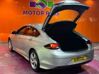Used Vauxhall Insignia SRi 165 HP (121 kW) 2019 Silver Hatchback
