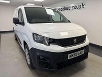 Used Peugeot Partner 131 HP (96 kW) 2019 White MPV