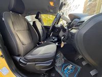 Used Kia Picanto 68 HP (50 kW) 2015 Yellow Hatchback