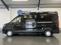Usado Maxus V90 163 HP (119 kW) 2023 Preto Van