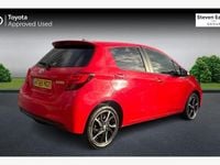 Used Toyota Yaris Design 99 HP (72 kW) 2016 Hatchback