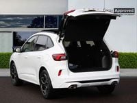 Usado Ford Kuga ST-Line X 183 HP (134 kW) 2025 Branco SUV