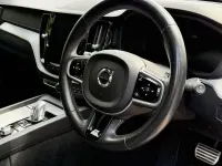 Used Volvo XC60 R-Design Pro 390 HP (286 kW) 2019 Grey SUV