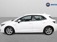 Used Toyota Corolla 122 HP (89 kW) 2021 White Hatchback