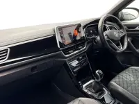 Used VW T-Roc R-line 150 HP (110 kW) 2023 Blue SUV