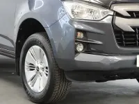 Used Isuzu D-Max 165 HP (121 kW) 2021 Grey Pickup