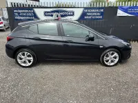 Used Vauxhall Astra SRi 110 HP (80 kW) 2016 Black Hatchback
