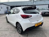 Used Mazda 2 Inclusive 90 HP (66 kW) 2015 White Hatchback