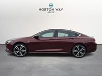 Used Vauxhall Insignia SRi 168 HP (123 kW) 2019 Red Hatchback