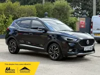 Käytetty MG ZS Exclusive 111 HP (81 kW) 2023 Musta Katumaasturi
