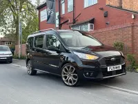 Used Ford Grand Tourneo Connect Zetec 120 HP (88 kW) 2019 Black MPV