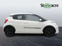 Used Citroën C1 71 HP (52 kW) 2019 White Hatchback