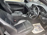 Usado Mercedes E250 204 HP (150 kW) 2012 Preto Cabrios