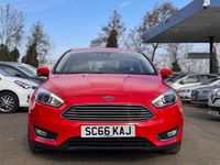 Used Ford Focus Titanium X 120 HP (88 kW) 2017 Red Hatchback