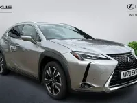 Used Lexus UX 184 HP (135 kW) 2020 Silver SUV
