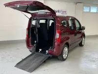 Usado Fiat Qubo Lounge 77 HP (56 kW) 2020 Vermelho Monovolume