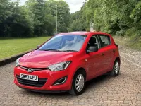 Used Hyundai i20 Classic 86 HP (63 kW) 2013 Red Hatchback