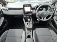 New Renault Clio Iconic Esprit Alpine 143 HP (105 kW) 2026 White Hatchback