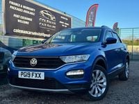 Used VW T-Roc SE 115 HP (84 kW) 2019 Blue SUV