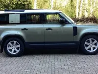 Used Land Rover Defender 200 HP (147 kW) 2020 Green SUV