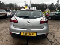 Used Renault Mégane IV Dynamique 110 HP (80 kW) 2016 Silver Hatchback