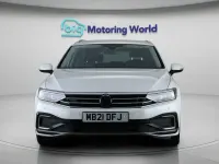 Begagnad VW Passat Advance 218 HK (160 kW) 2021 Vit Kombi