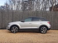 New VW T-Roc Design 115 HP (84 kW) 2025 Silver SUV