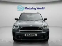 Used Mini Cooper Countryman Exclusive 222 HP (163 kW) 2022 Green SUV