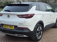 Used Vauxhall Grandland X SRi 131 HP (96 kW) 2020 White SUV